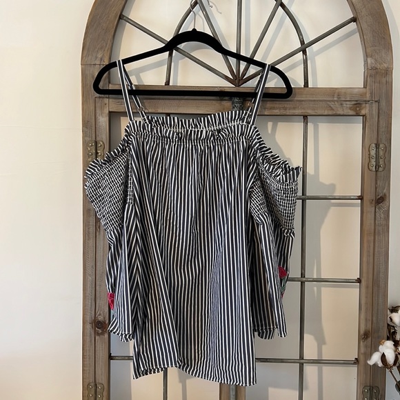 A. Byer Tops - A. Byer Cold Shoulder Blouse